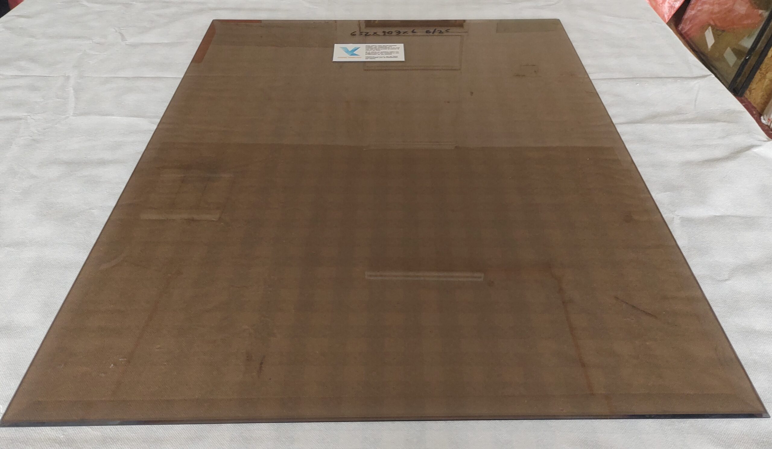 Cubierta Templada Bronce 65.2 x 90.3 cm, espesor 6mm